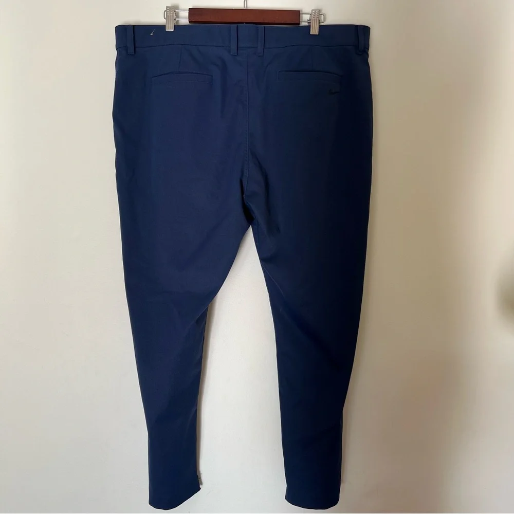 Nike Men’s Navy Lightweight Golf Active Pants Size 42x30